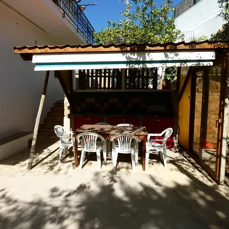 Nyaraló Parreta *